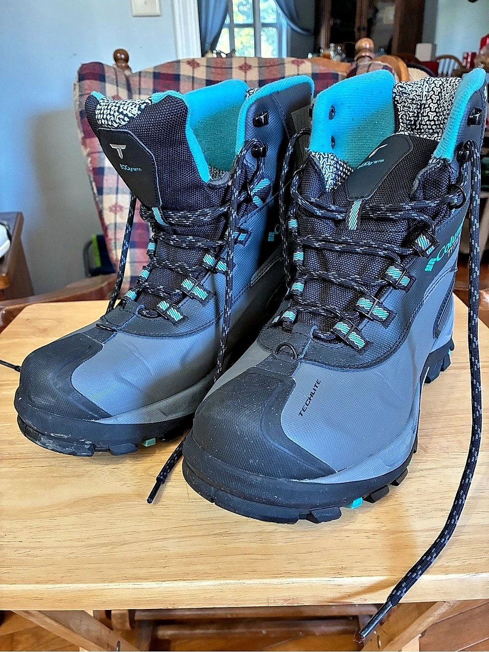 Columbia Titanium OutDry Techlite Waterproof Hiking/Snow Boots Gray/Black/Teal 1
